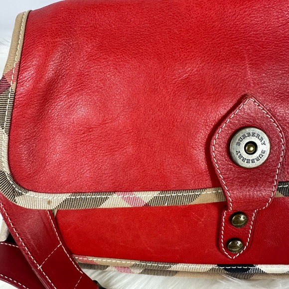 Burberry Red Leather Shoulder Bag - Picture 14 of 16
